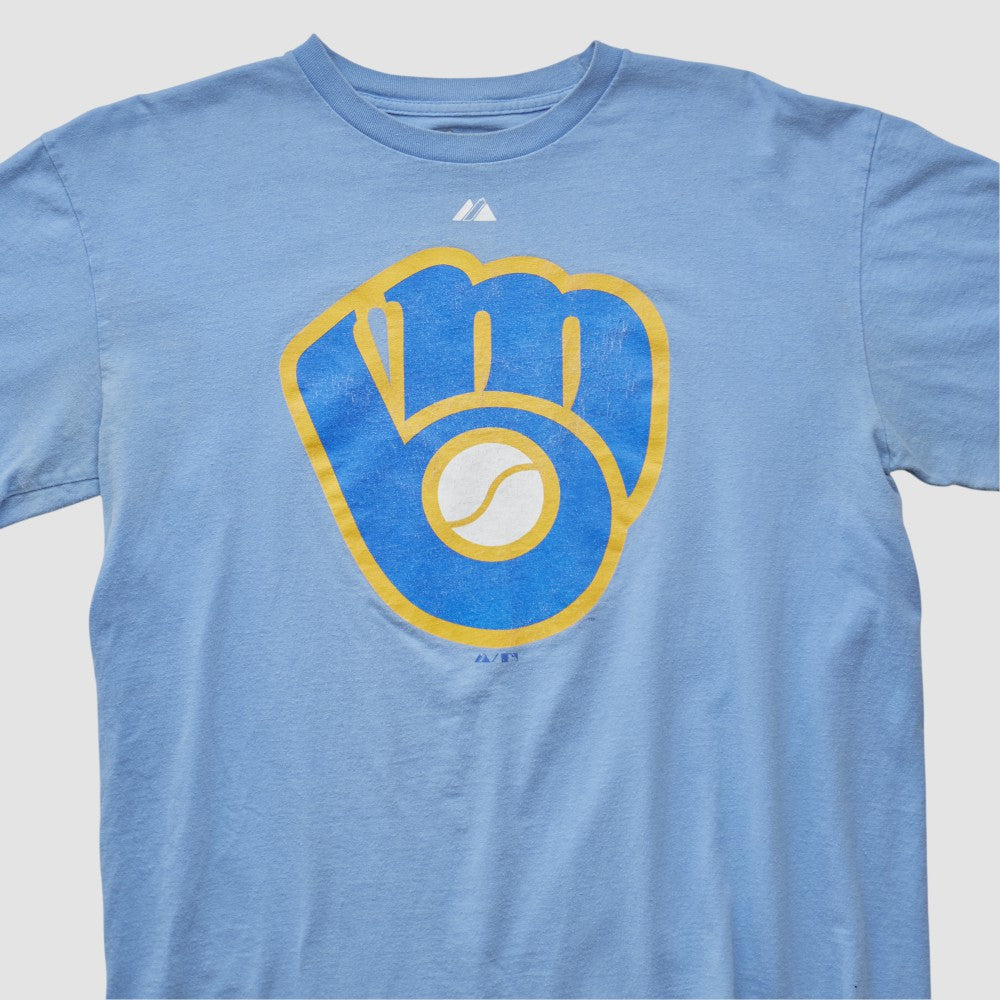 Milwaukee Brewers Majestic 2000s T-shirt On Sale
