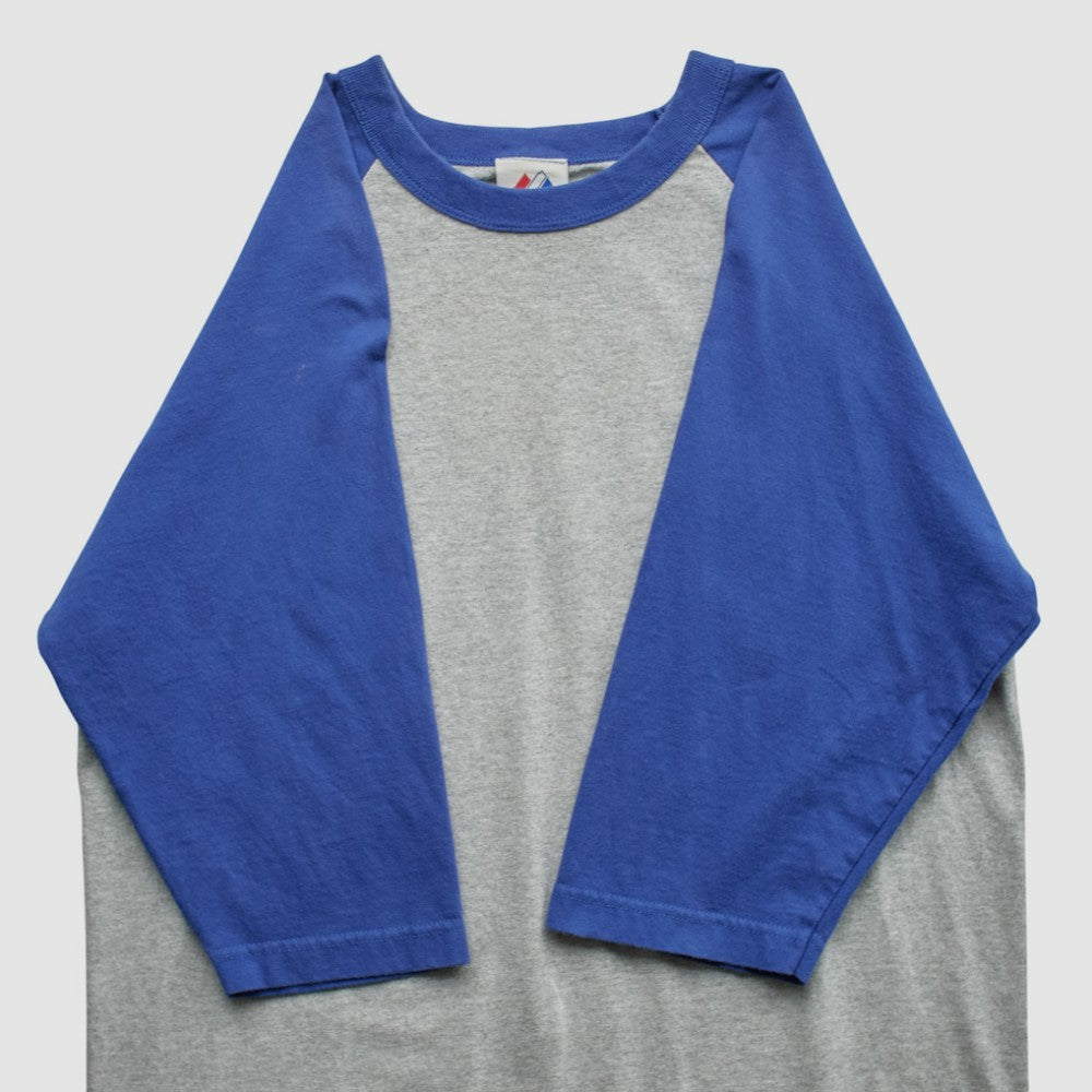 Chicago Cubs Majestic 2000s T-shirt On Sale