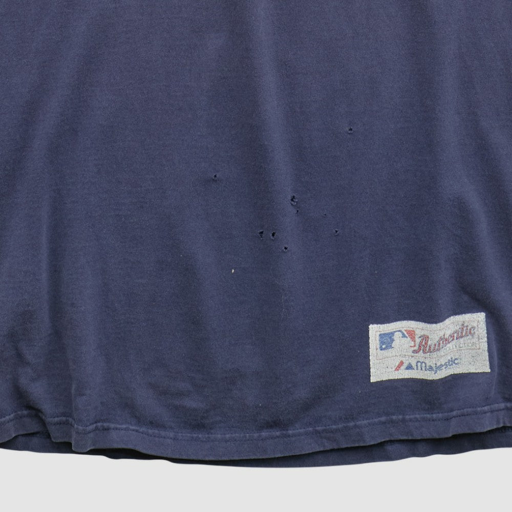 Atlanta Braves Majestic 2005 T-shirt On Sale