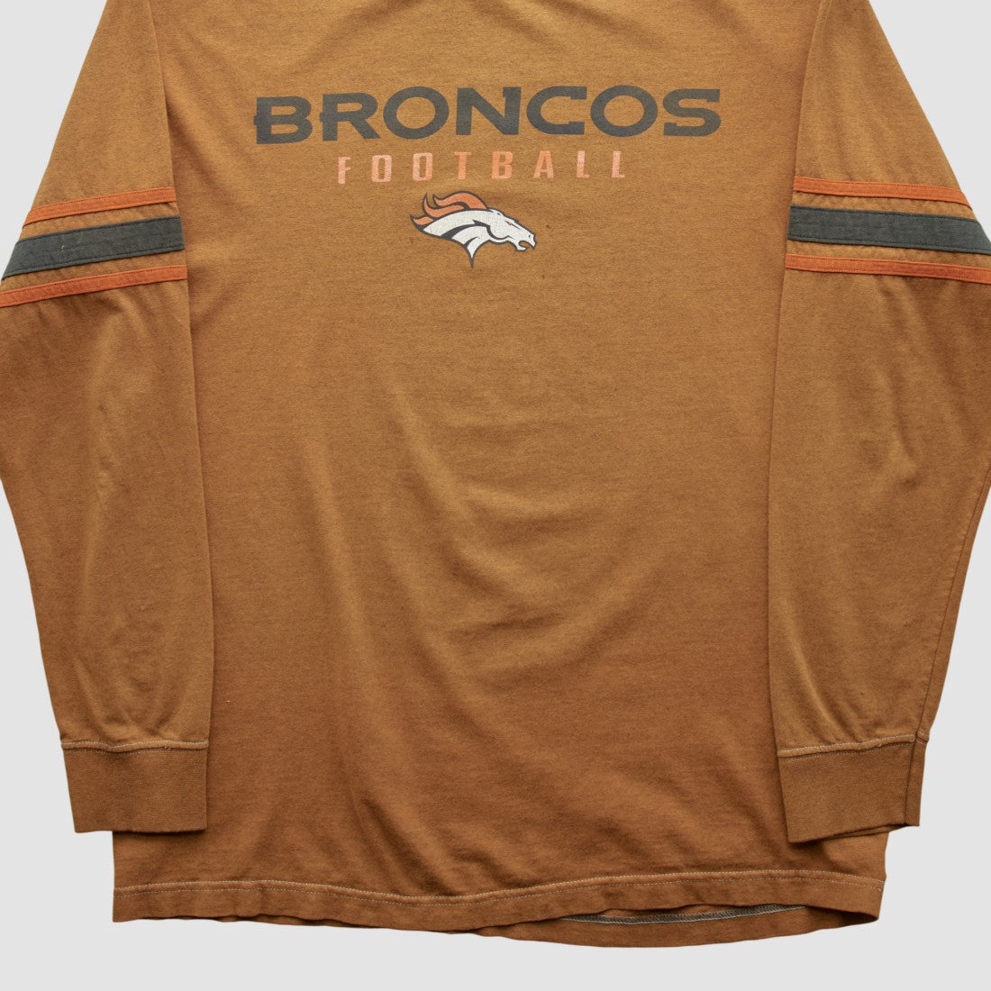 Denver Broncos 2000s Long Sleeve T-shirt Clay Vintage - Fanatics
