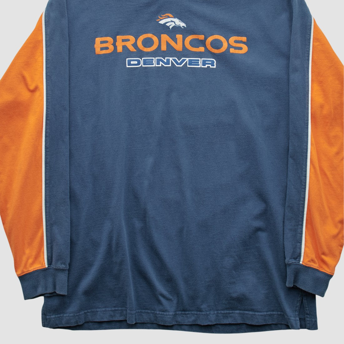 Denver Broncos NFL 2000s Long Sleeve T-shirt Navy Vintage - Fanatics