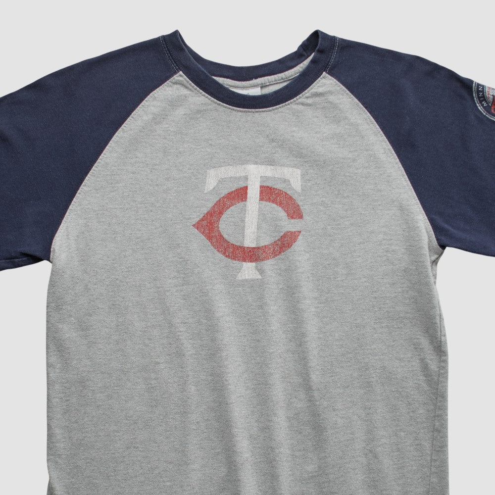 Minnesota Twins Majestic 2000s T-shirt discount