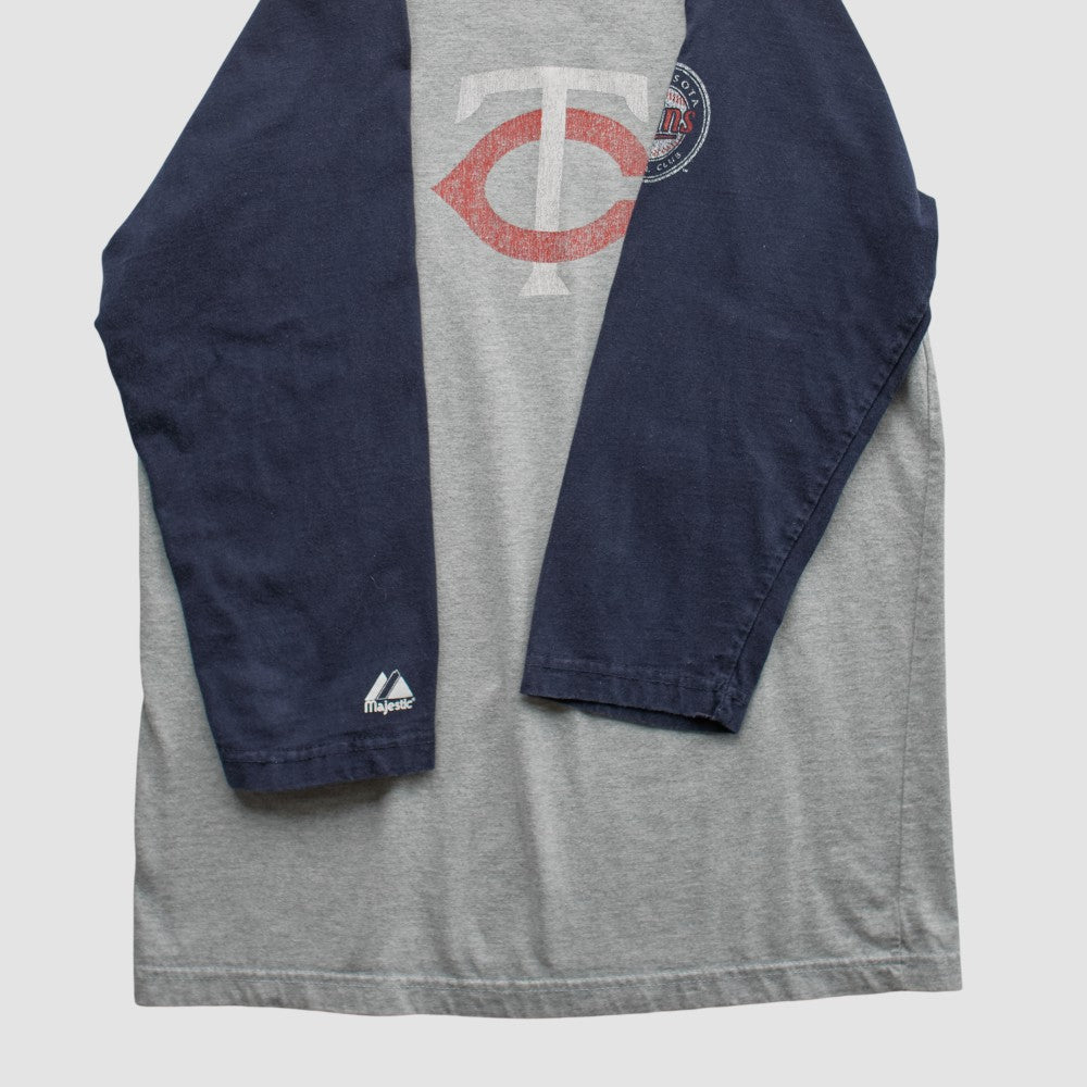 Minnesota Twins Majestic 2000s T-shirt discount