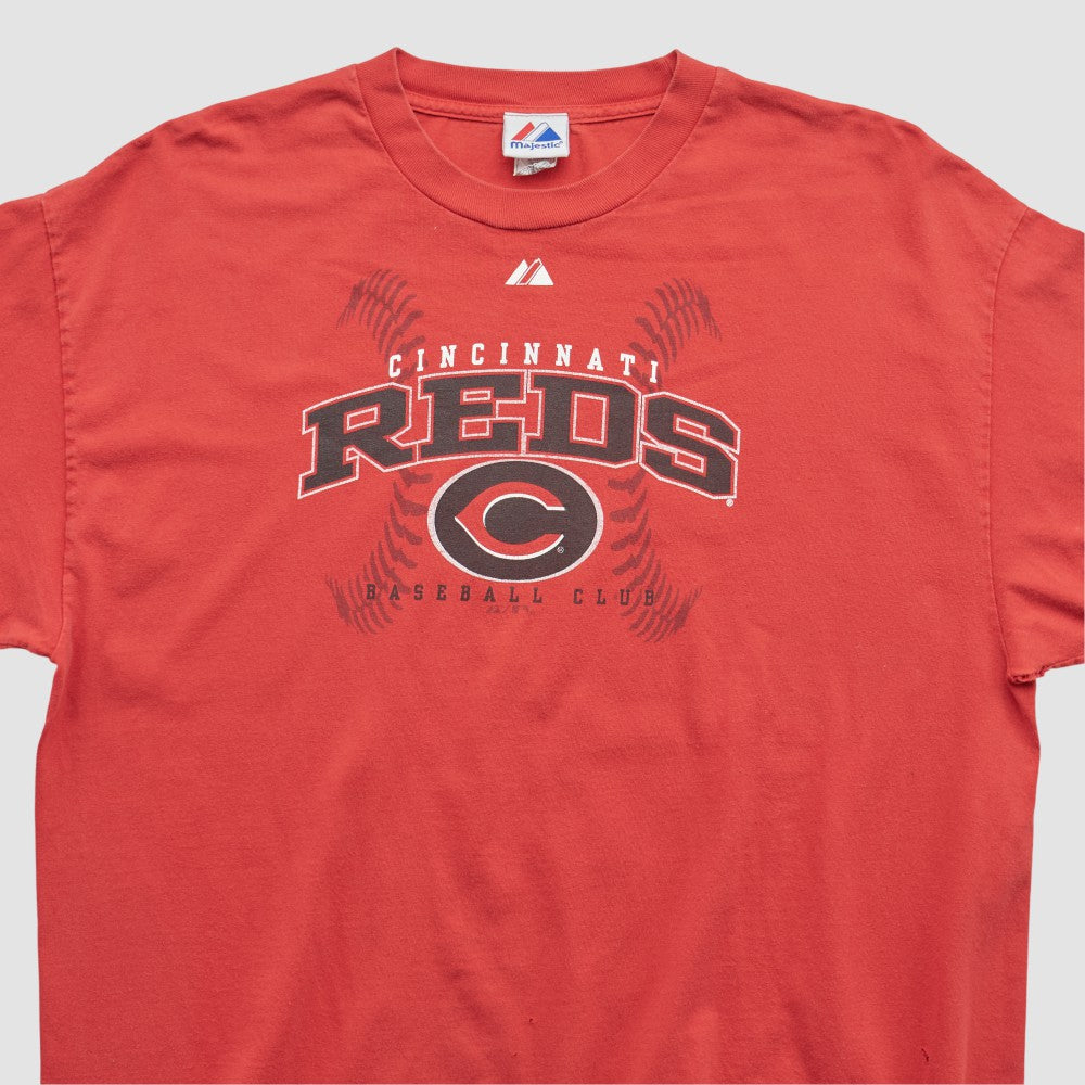 Cincinnati Reds Majestic 2000s T-shirt On Sale