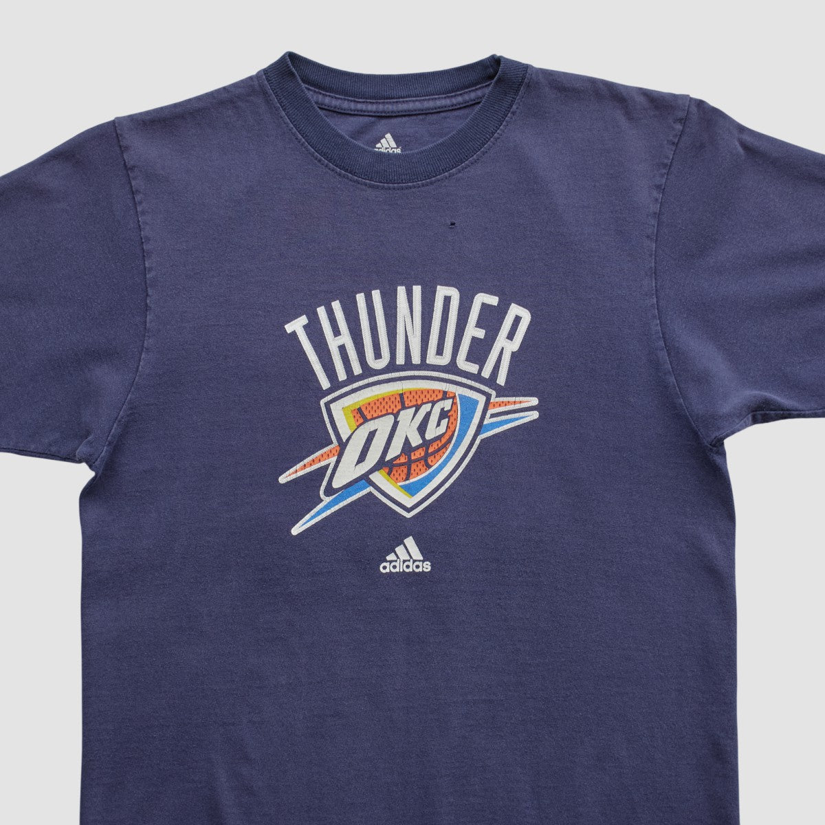 Adidas - Oklahoma City Thunder 2010s T-shirt - Navy Vintage