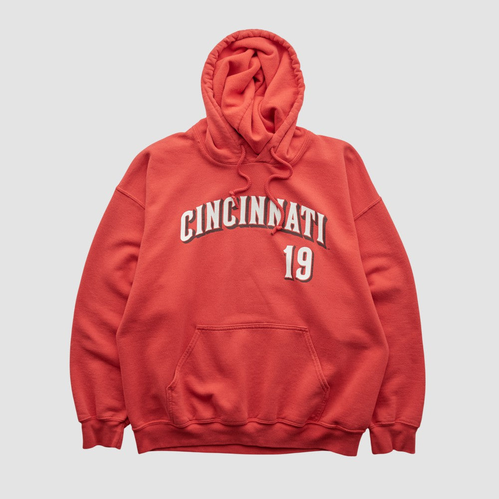 Cincinnati Reds Genuine Merchandise 2000s Hooded Pullover Sweatshirt Lifestyle
