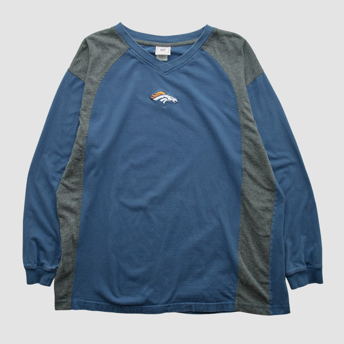 Denver Broncos NFL 2000s Long Sleeve T-shirt Navy Vintage - Fanatics