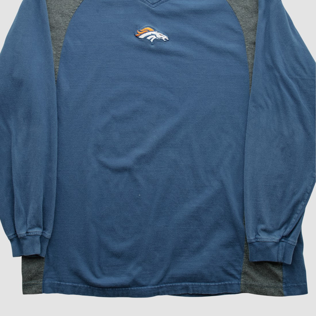 Denver Broncos NFL 2000s Long Sleeve T-shirt Navy Vintage - Fanatics