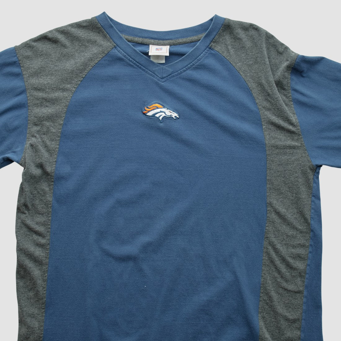 Denver Broncos NFL 2000s Long Sleeve T-shirt Navy Vintage - Fanatics