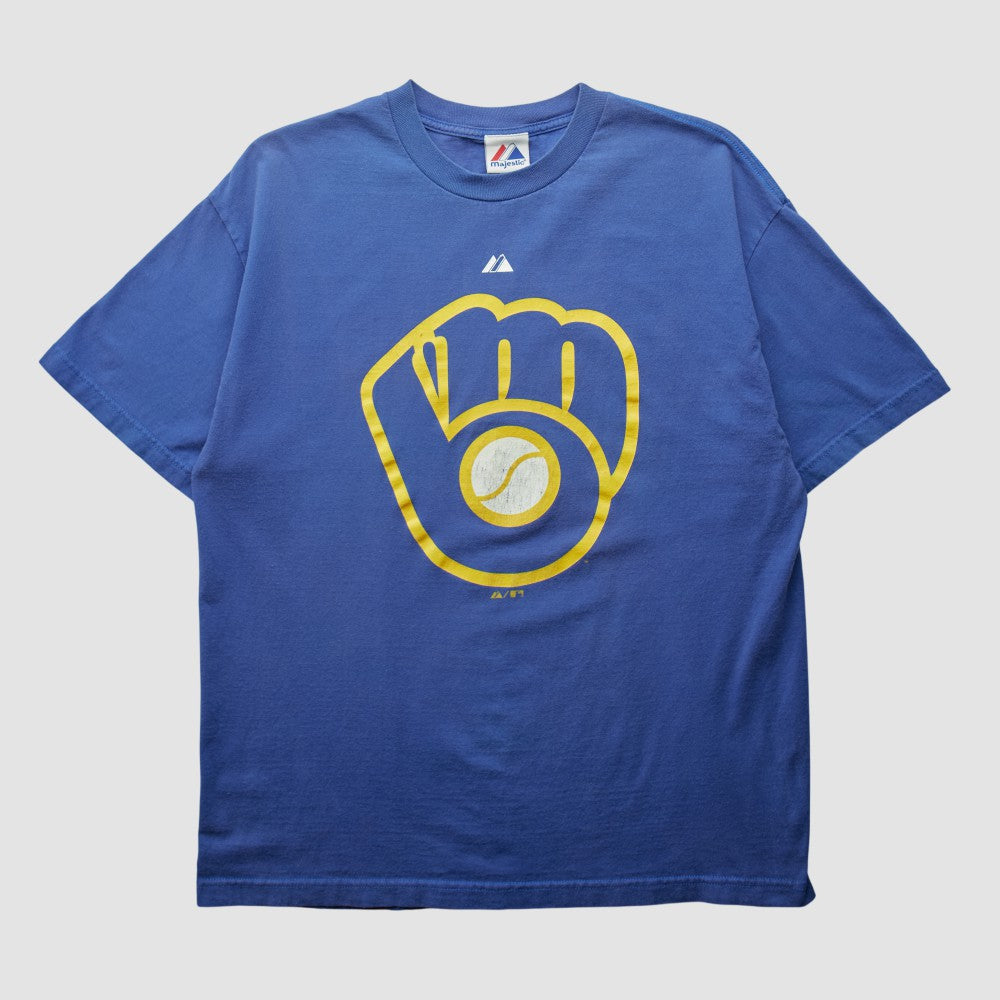 Milwaukee Brewers Majestic 2000s T-shirt Sale