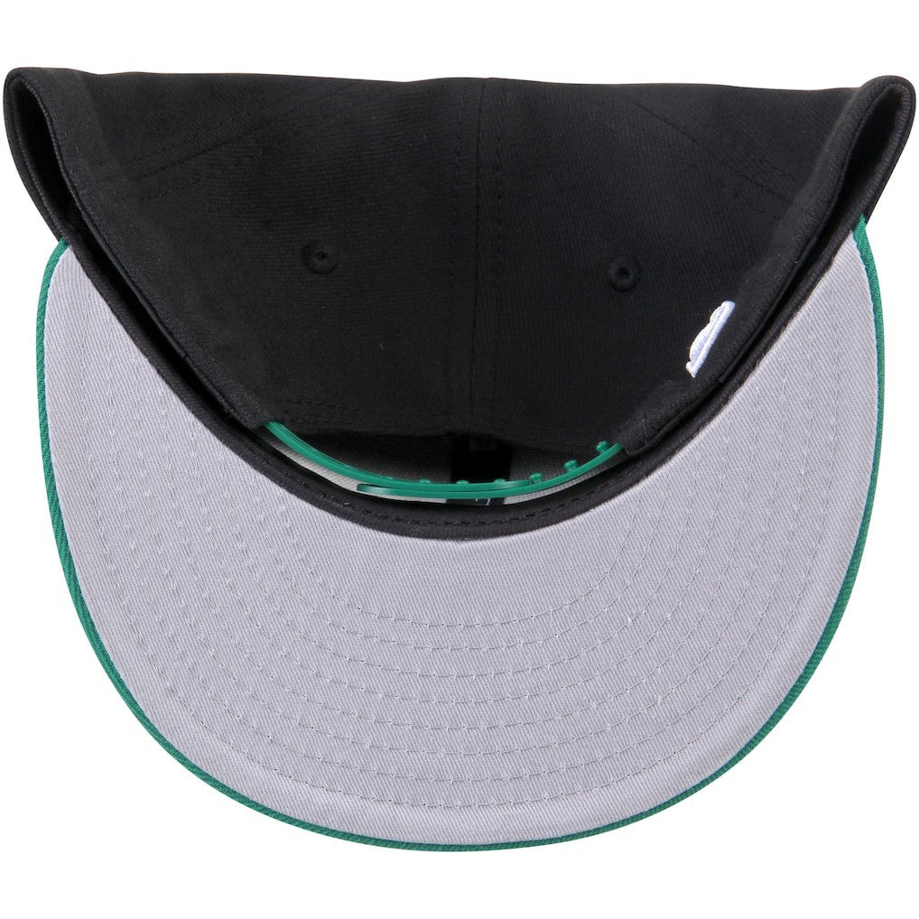 New Era - Boston Celtics 2-Tone 9FIFTY Adjustable Snapback Hat - Black/Kelly Green