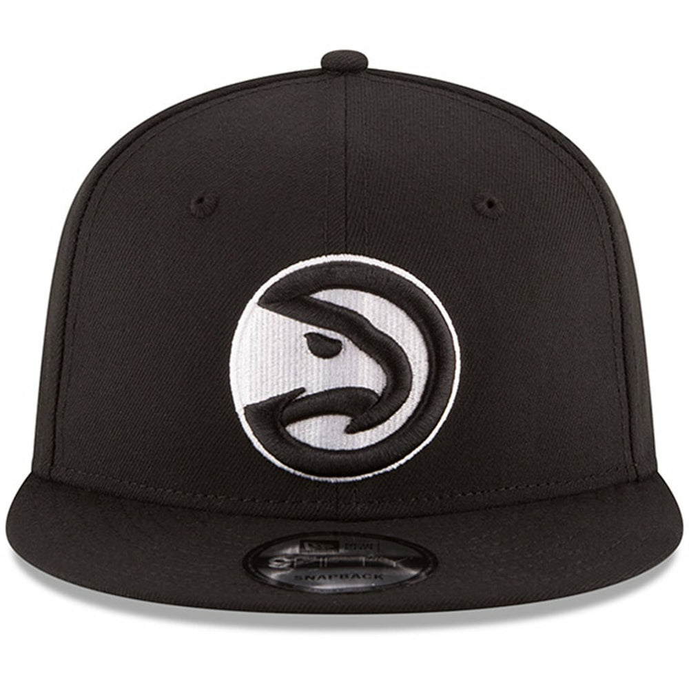 New Era - Atlanta Hawks Black & White Logo 9FIFTY Adjustable Snapback Hat - Black
