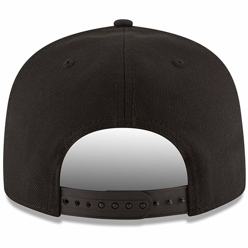 New Era - Atlanta Hawks Black & White Logo 9FIFTY Adjustable Snapback Hat - Black