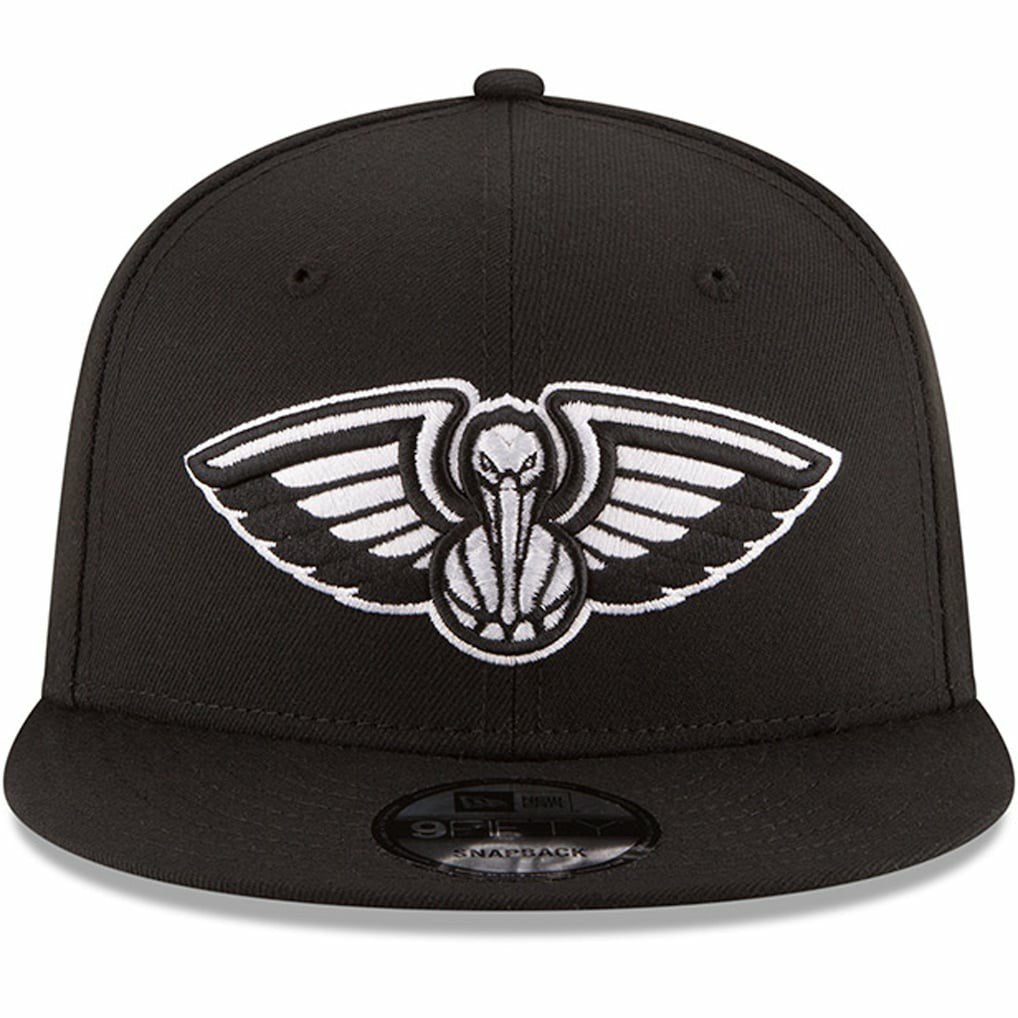 New Era - New Orleans Pelicans Black & White Logo 9FIFTY Adjustable Snapback Hat - Black