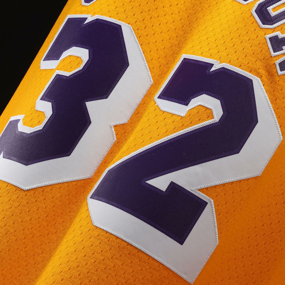 Mitchell & Ness - Magic Johnson Los Angeles Lakers 1984/85 Hardwood Classics Swingman Jersey - Gold