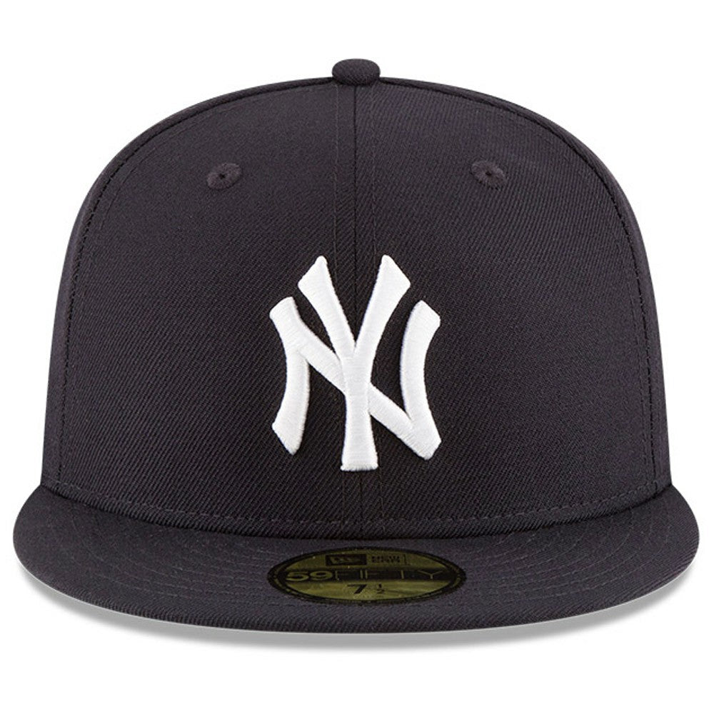 New York Yankees New Era 1998 World Series Wool 59FIFTY Fitted Hat Lifestyle
