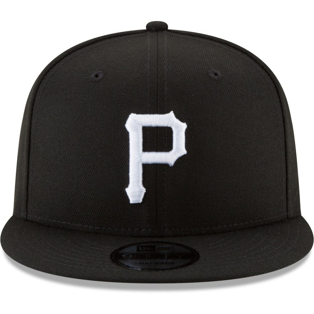 Pittsburgh Pirates New Era Black & White 9FIFTY Snapback Hat Lifestyle