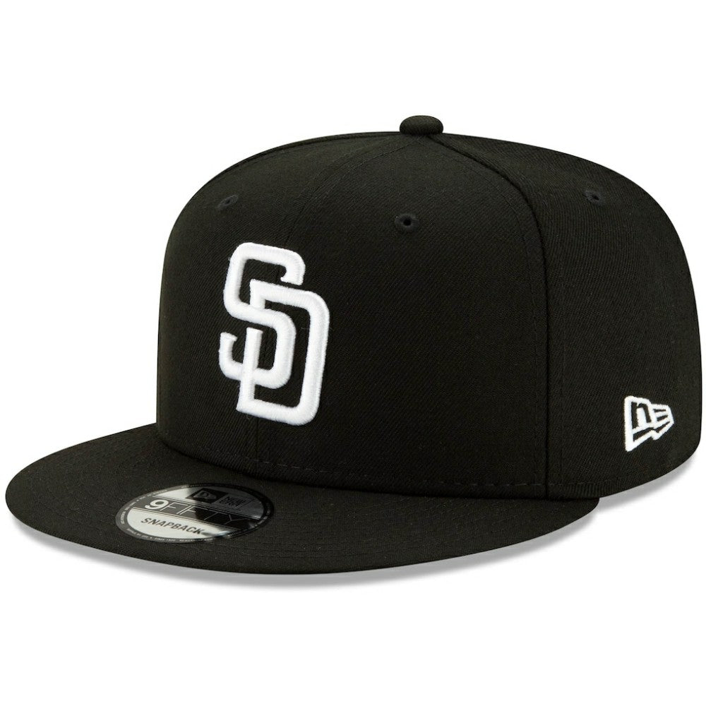 San Diego Padres New Era 9FIFTY Adjustable Hat Lifestyle