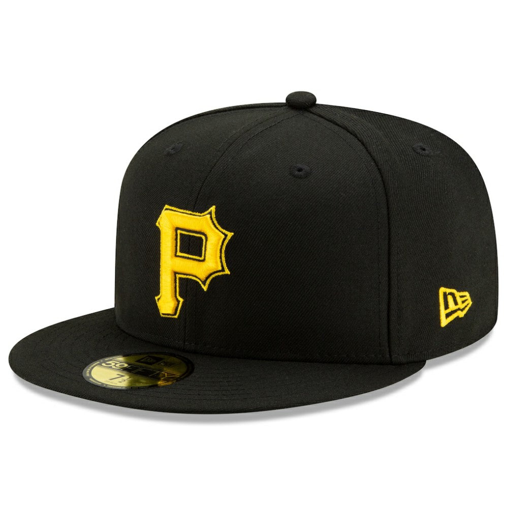 Pittsburgh Pirates New Era Alternate 2 Authentic Collection On-Field 59FIFTY Fitted Hat Lifestyle
