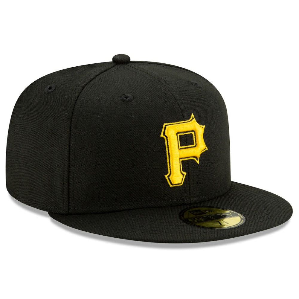 Pittsburgh Pirates New Era Alternate 2 Authentic Collection On-Field 59FIFTY Fitted Hat Lifestyle