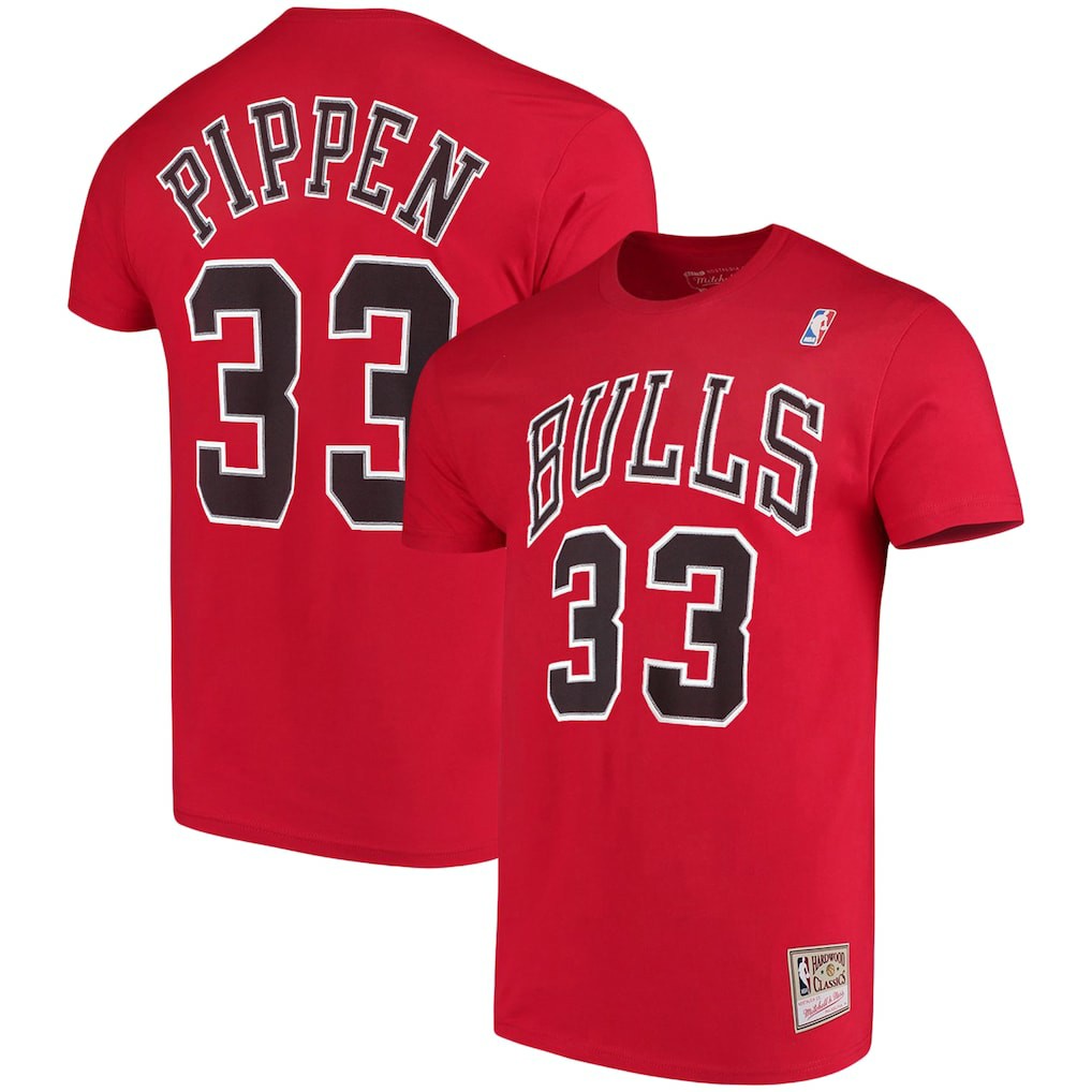 Mitchell & Ness - Scottie Pippen Chicago Bulls Hardwood Classics Name & Number Player T-Shirt - Red