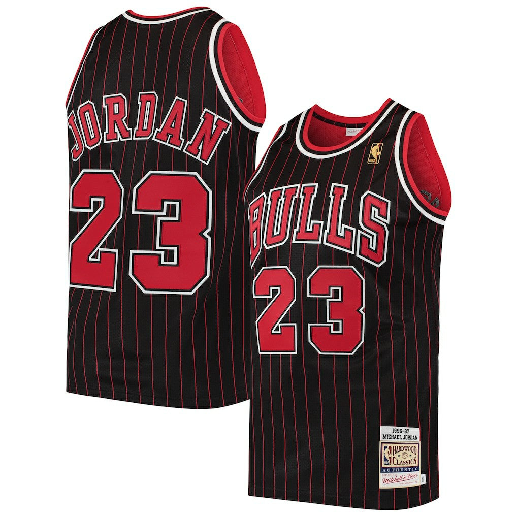 Mitchell & Ness - Michael Jordan Chicago Bulls 1996/97 Hardwood Classics Authentic Jersey - Black
