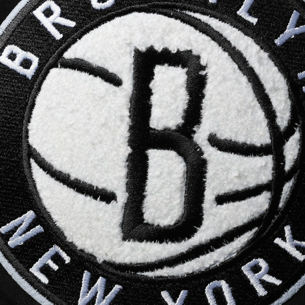 NBA - Brooklyn Nets Pro Standard Chenille Shorts - Black