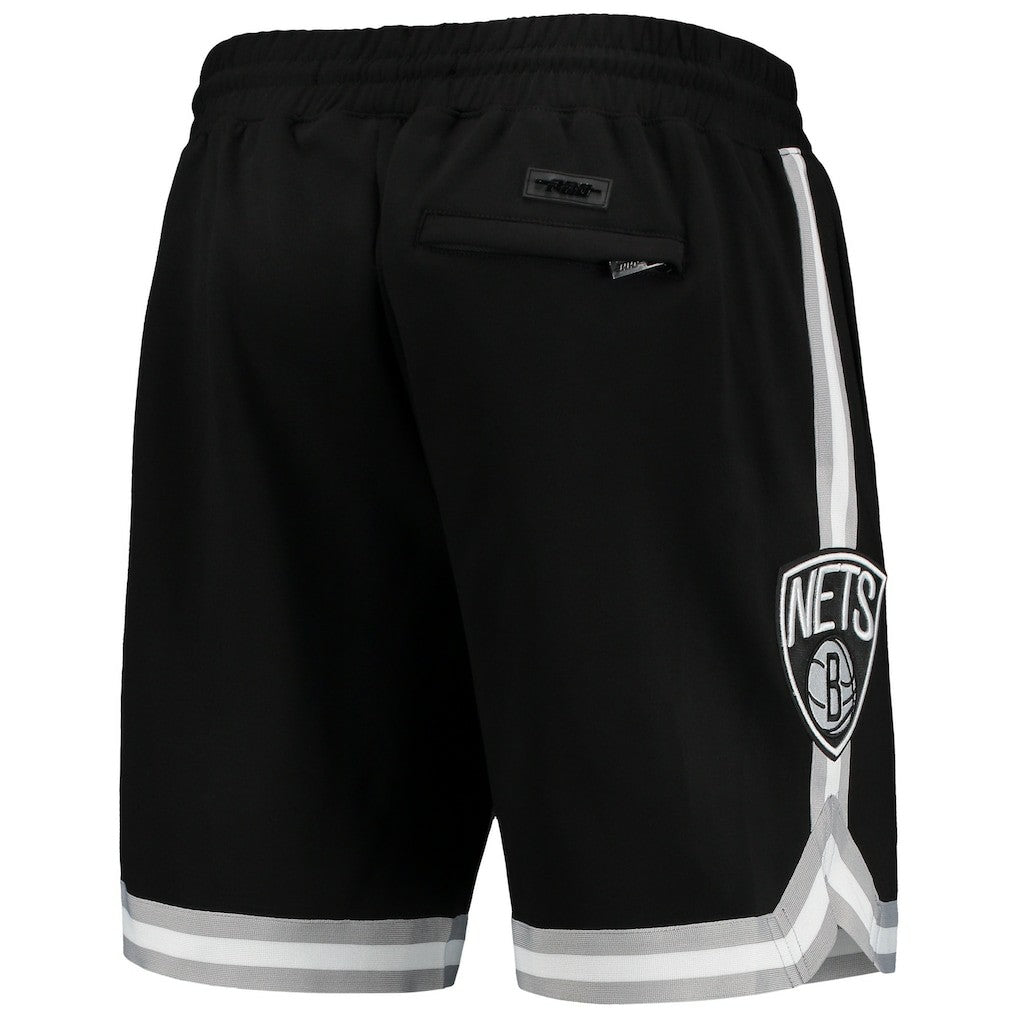 NBA - Brooklyn Nets Pro Standard Chenille Shorts - Black