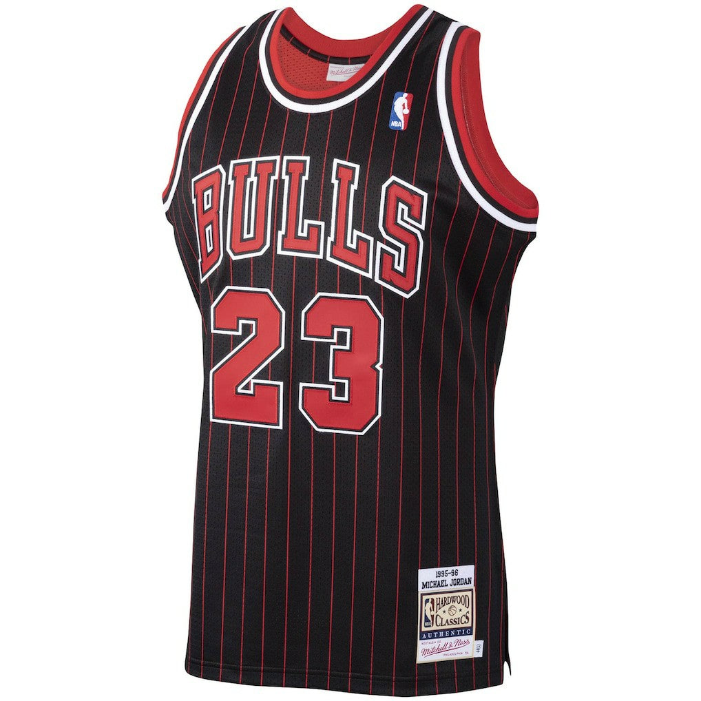 Mitchell & Ness - Michael Jordan Chicago Bulls 1995/96 Hardwood Classics Authentic Jersey - Black