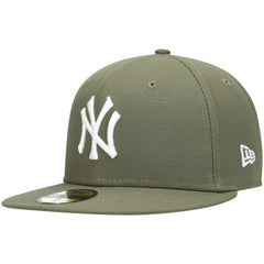 New York Yankees New Era White Logo 59FIFTY Fitted Hat Lifestyle