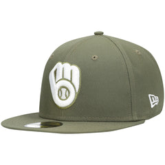 Milwaukee Brewers New Era White Logo 59FIFTY Fitted Hat Lifestyle