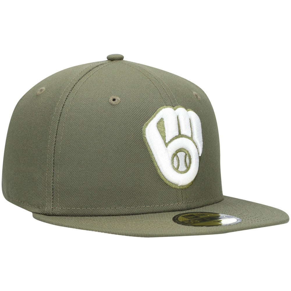 Milwaukee Brewers New Era White Logo 59FIFTY Fitted Hat Lifestyle