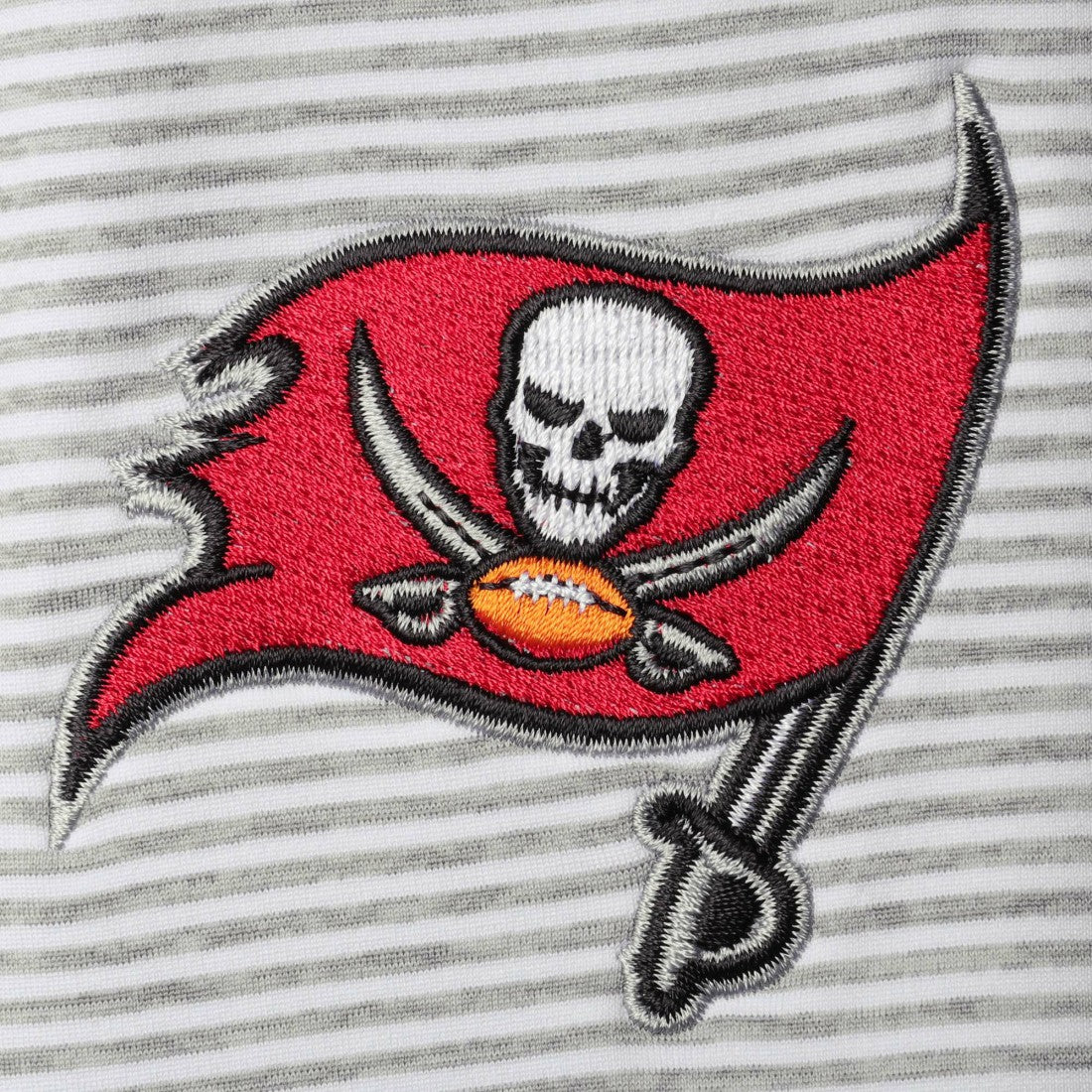Tampa Bay Buccaneers Vineyard Vines Women's Sankaty Shep Half-Zip Pullover Top Heather Gray - NFL