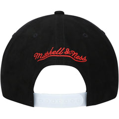 Mitchell & Ness - Chicago Bulls Day 5 Snapback Hat - Silver/Gray
