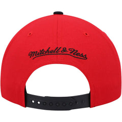 Mitchell & Ness - Chicago Bulls Day One Snapback Hat - Black/White