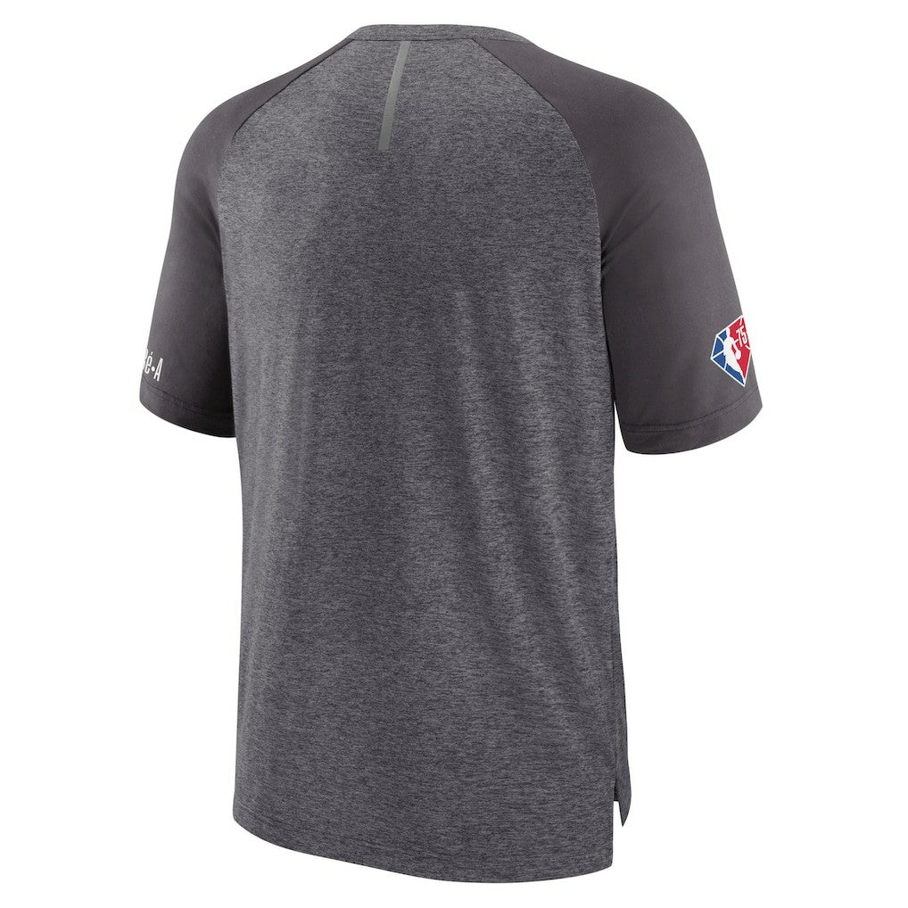 Fanatics - Brooklyn Nets 2022 Noches Ene-Be-A Core Shooting Raglan T-Shirt - Heathered Gray