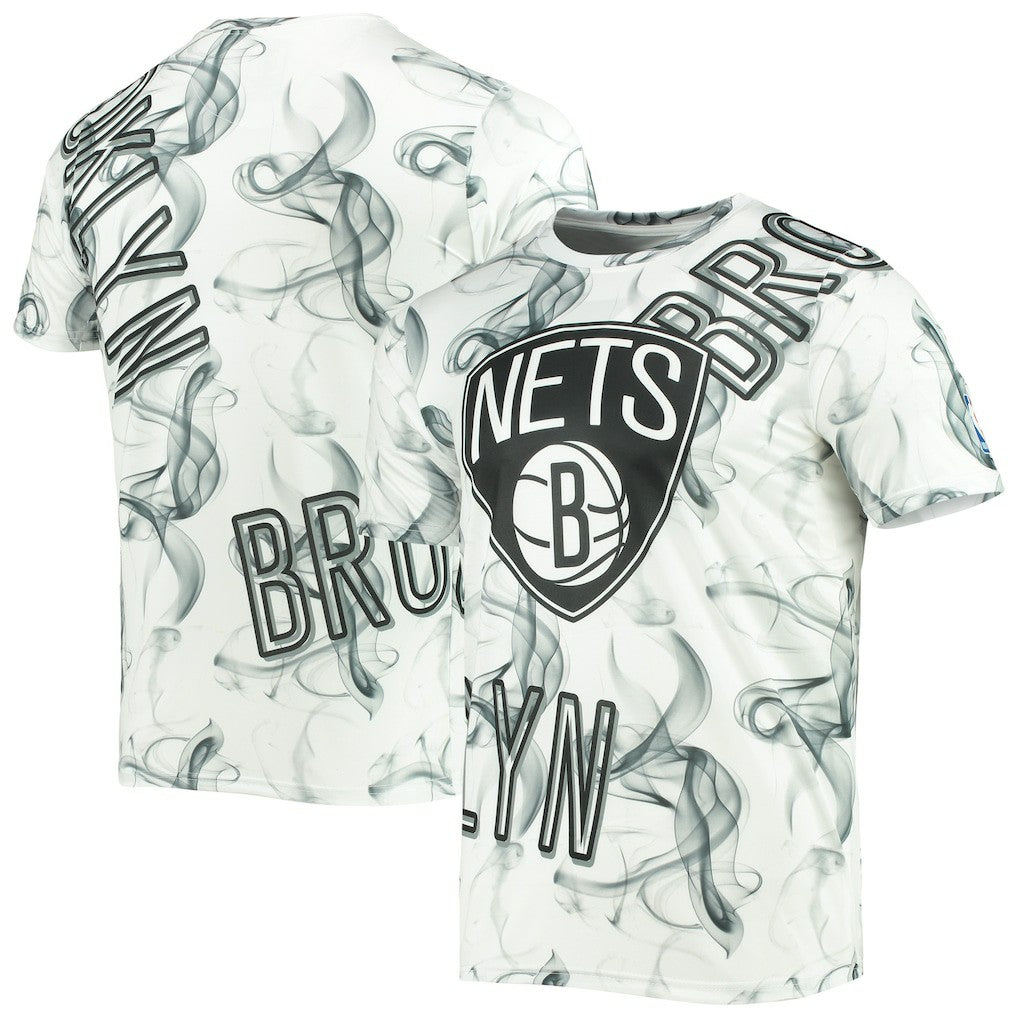 NBA - Brooklyn Nets FISLL Asymmetric Bold Smoke T-Shirt - White/Black