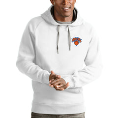 NBA - New York Knicks Antigua Victory Pullover Hoodie - White