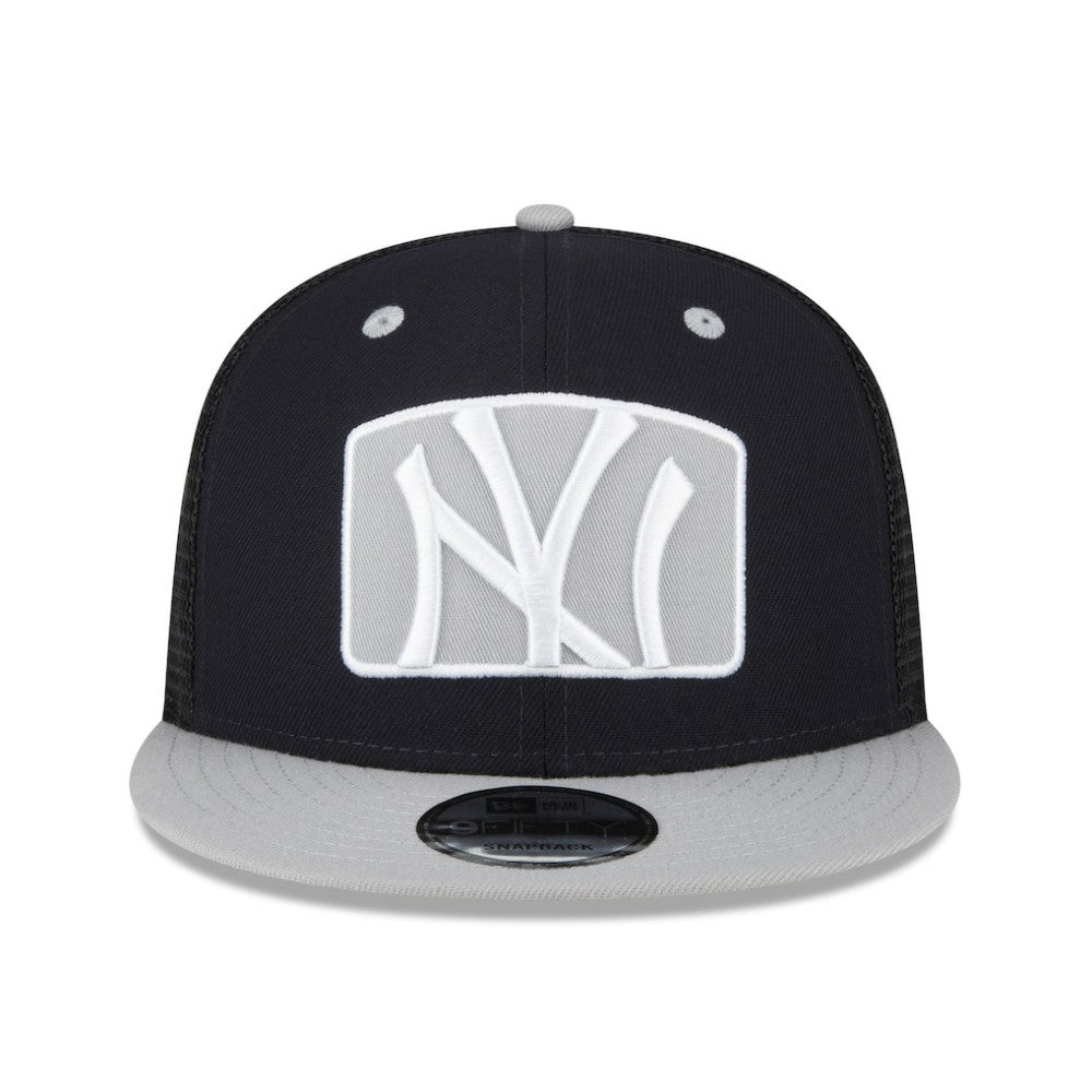 New York Yankees New Era Logo Zoom Trucker 9FIFTY Snapback Hat Sale