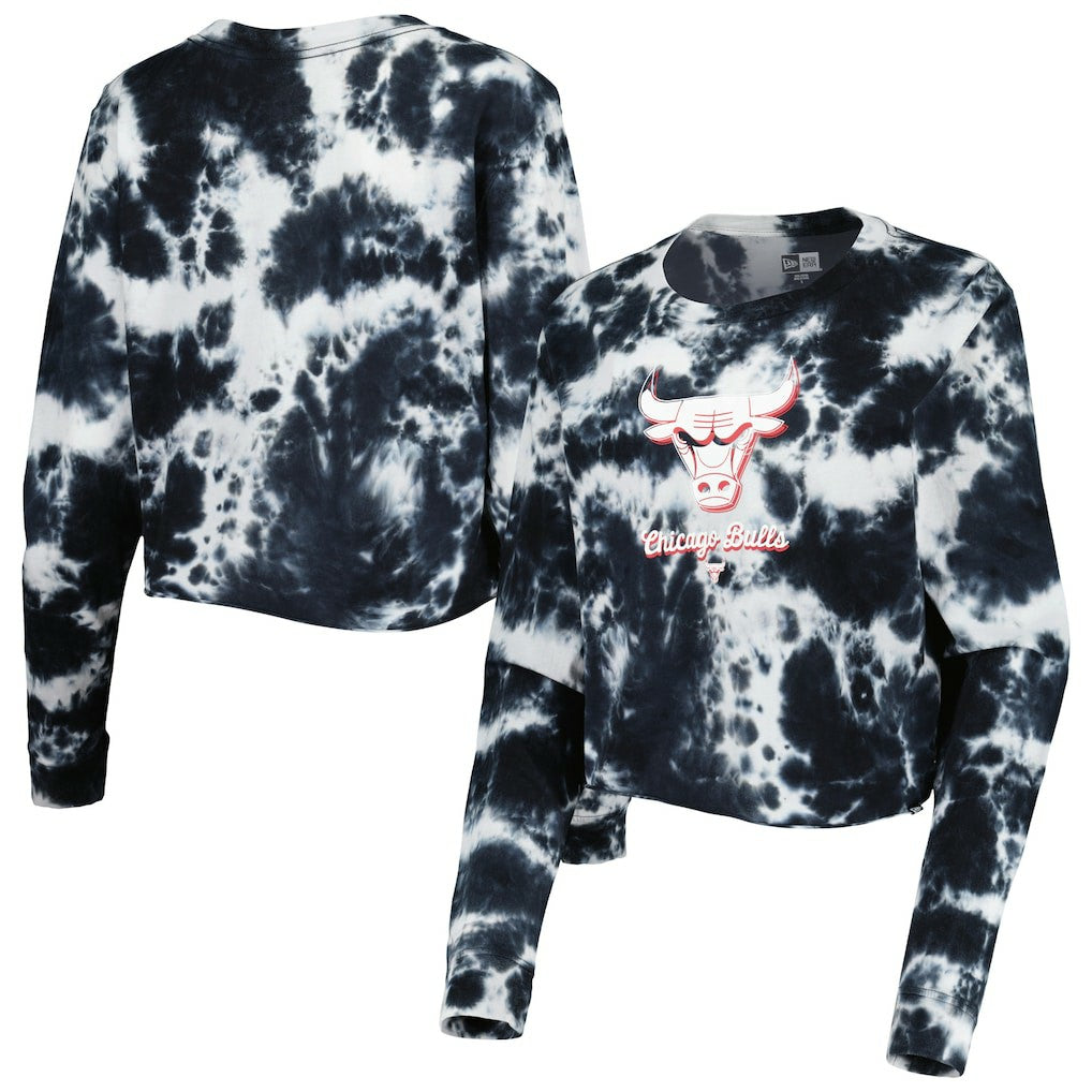 New Era - Chicago Bulls Women's Tie Dye Cropped Long Sleeve T-Shirt - Black