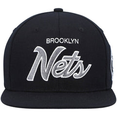 Mitchell & Ness - Brooklyn Nets Hardwood Classics Script 2.0 Snapback Hat - Black