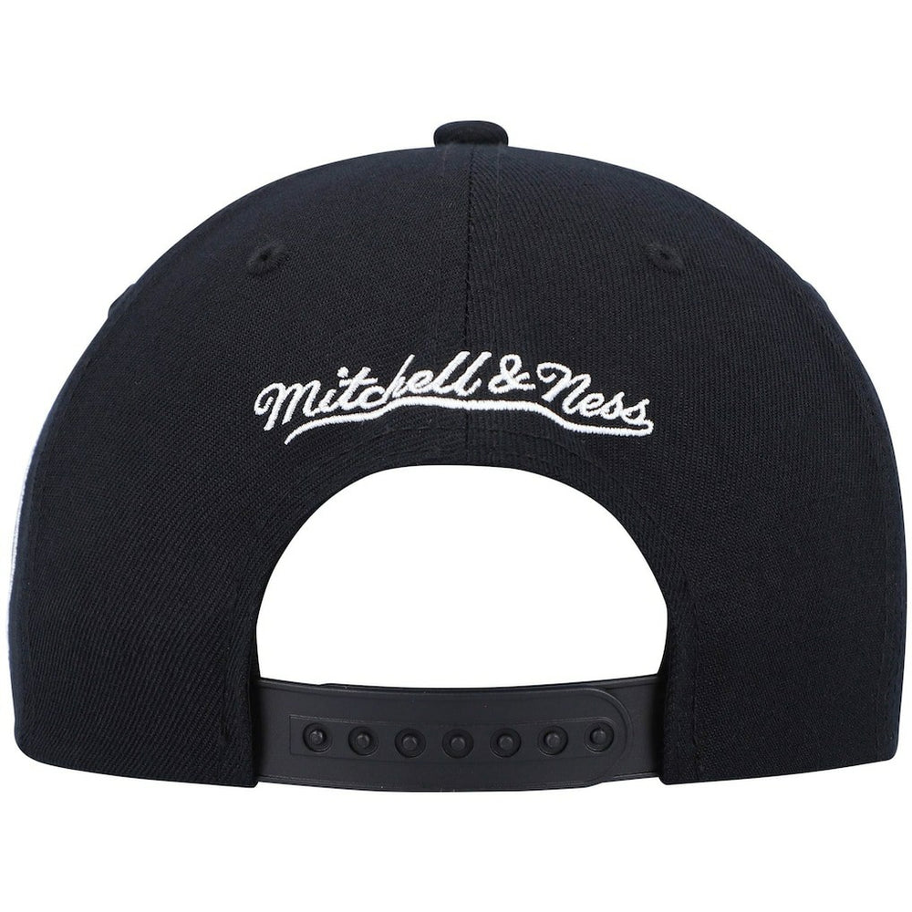 Mitchell & Ness - Brooklyn Nets Hardwood Classics Script 2.0 Snapback Hat - Black