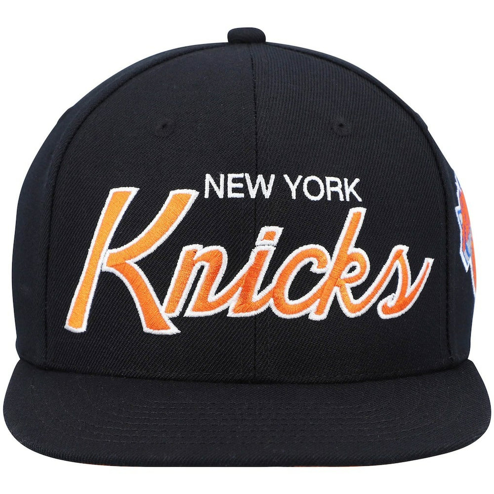 Mitchell & Ness - New York Knicks Hardwood Classics Script 2.0 Snapback Hat - Black