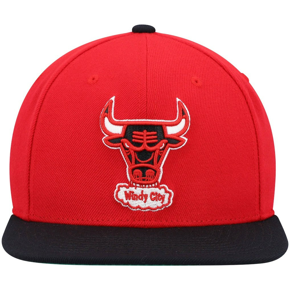 Mitchell & Ness - Chicago Bulls Hardwood Classics Team Two-Tone 2.0 Snapback Hat - Red/Black