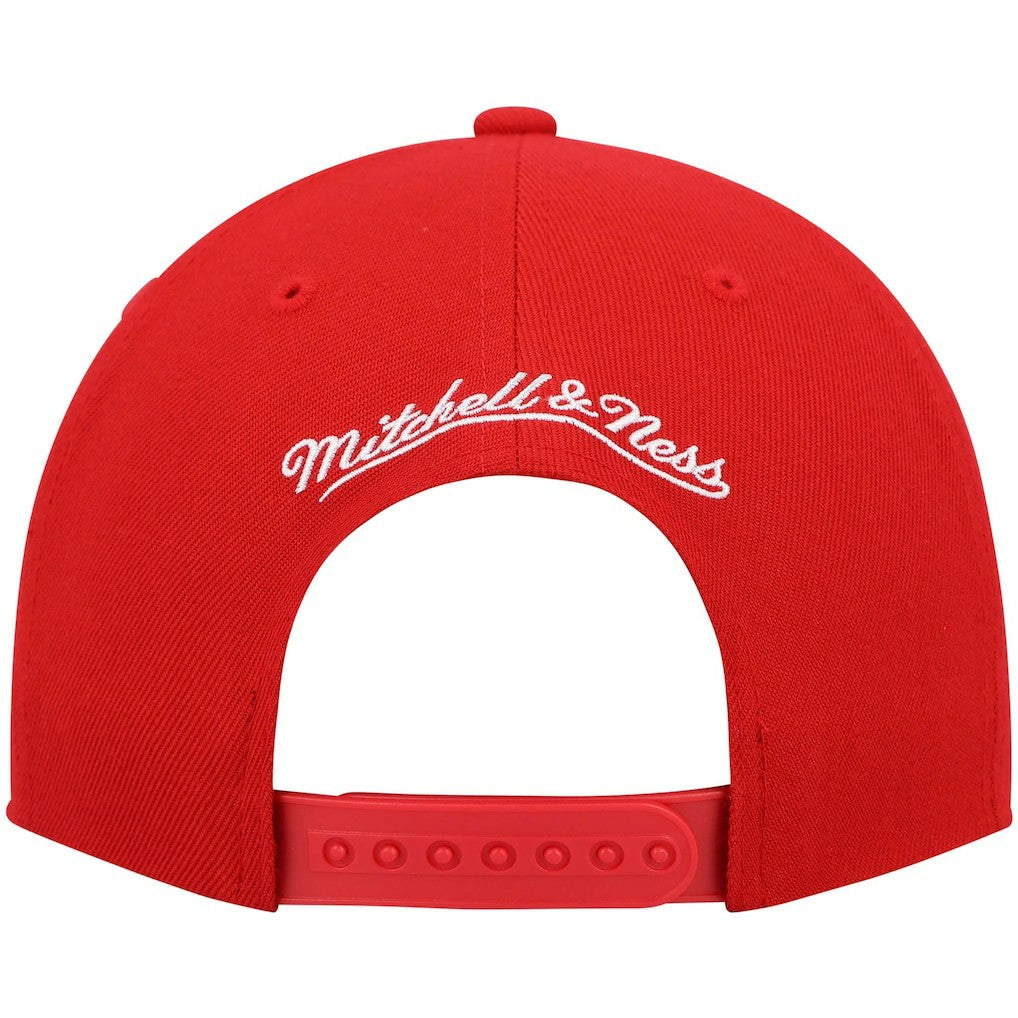 Mitchell & Ness - Chicago Bulls Hardwood Classics Team Ground 2.0 Snapback Hat - Red