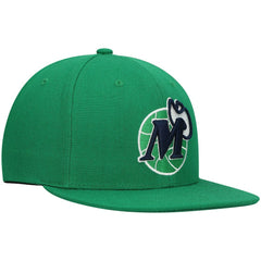 Mitchell & Ness - Dallas Mavericks Hardwood Classics Team Ground 2.0 Snapback Hat - Green