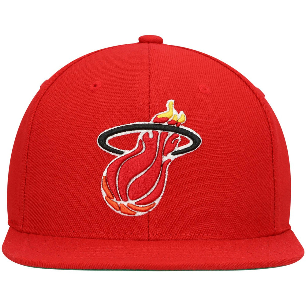Mitchell & Ness - Miami Heat Hardwood Classics Team Ground 2.0 Snapback Hat - Red
