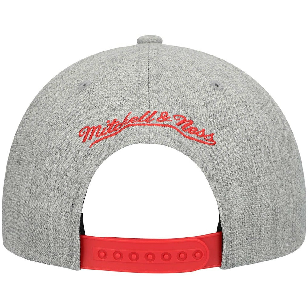 Mitchell & Ness - Atlanta Hawks Hardwood Classics Team 2.0 Snapback Hat - Heathered Gray