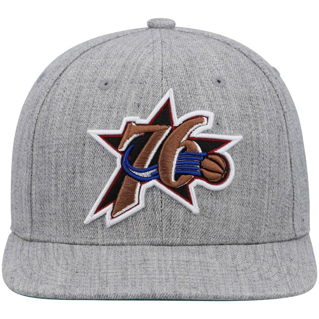 Mitchell & Ness - Philadelphia 76ers Hardwood Classics Team 2.0 Snapback Hat - Heathered Gray