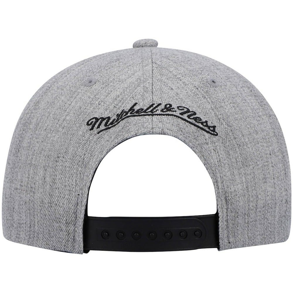 Mitchell & Ness - Philadelphia 76ers Hardwood Classics Team 2.0 Snapback Hat - Heathered Gray